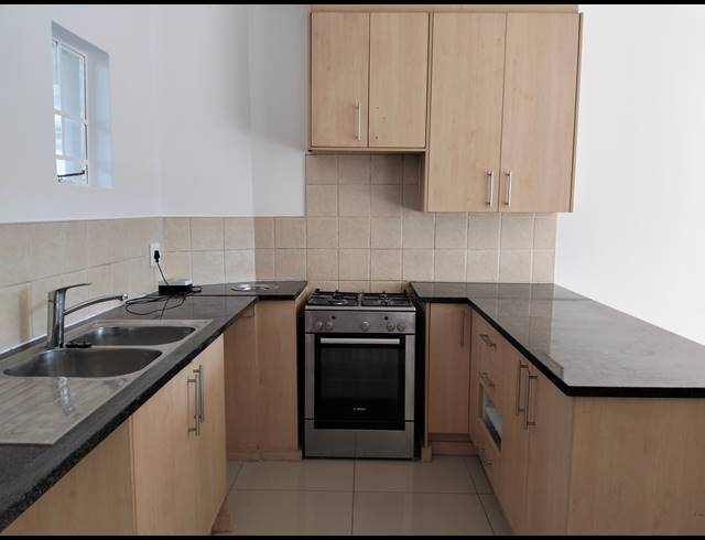 2 BEDROOM APARTMENT RENTED IN FERNDALE